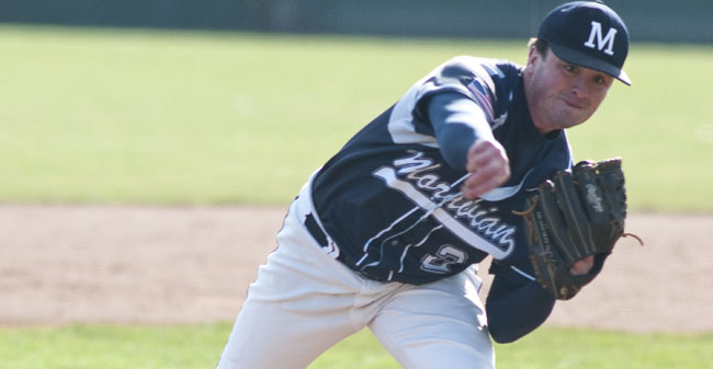 Baseball Extends Win Streak to 13 With Sweep of Catholic