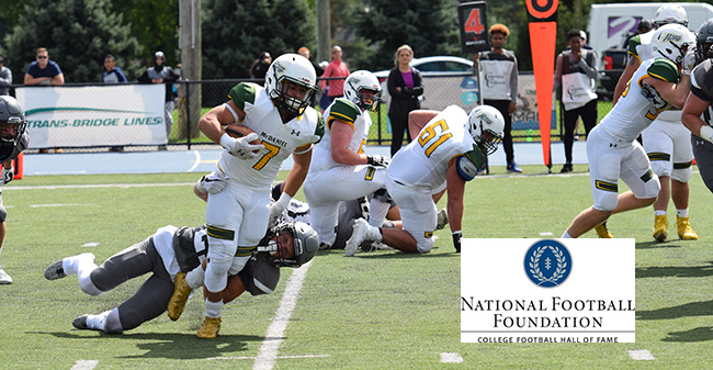 Jackson Buskirk '21 makes a fourth down stop against McDaniel College.