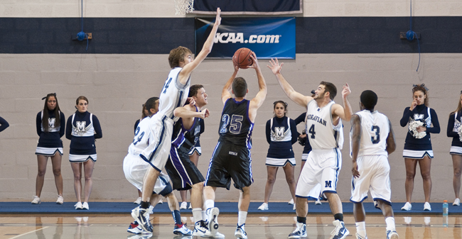 Men's Basketball Rallies in 2nd Half But Falls to Albright
