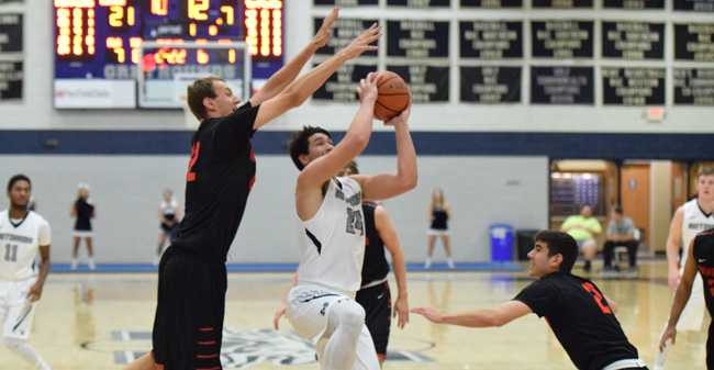 Four Hounds Score in Double Figures as Moravian Tops Haverford, 88-58