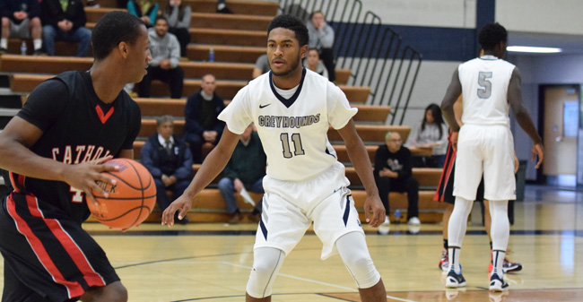 Men's Basketball Falls to No. 22 Catholic in Landmark Conference Action