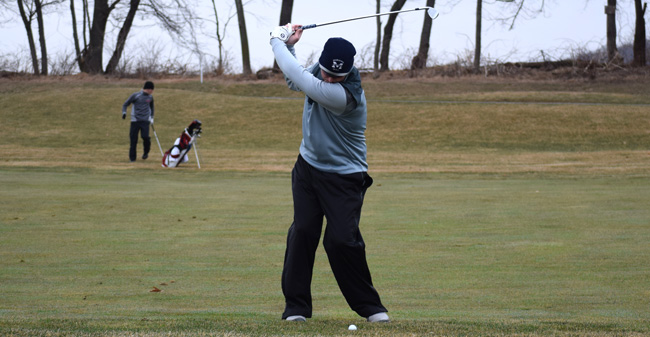 Golf Finishes 3rd at Moravian Spring Invitational