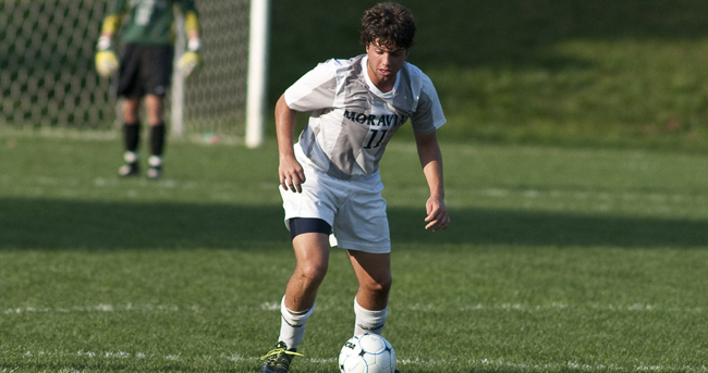 Men's Soccer Falls in Final Home Contest