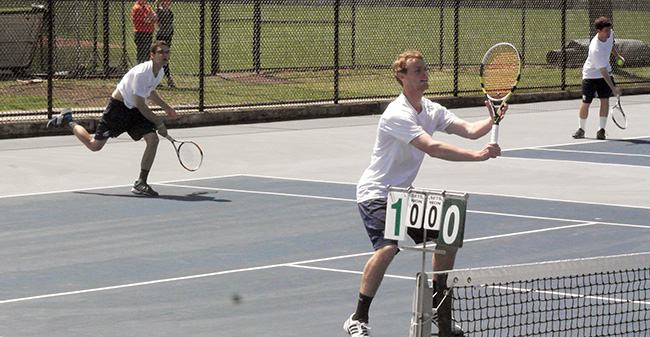 Men's Tennis Evens Landmark Record by Sweeping Susquehanna