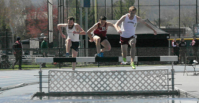 Men Have Five Runner-Up Finishes at Greyhound Invitational