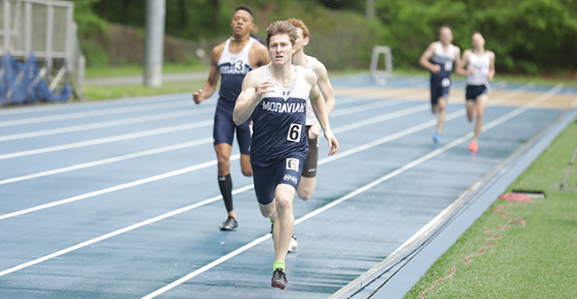 Andrew Mitchell '18 competes in the Mideast Invitational at Widener University. Photo courtesy of Eastern University Athletic Communications.