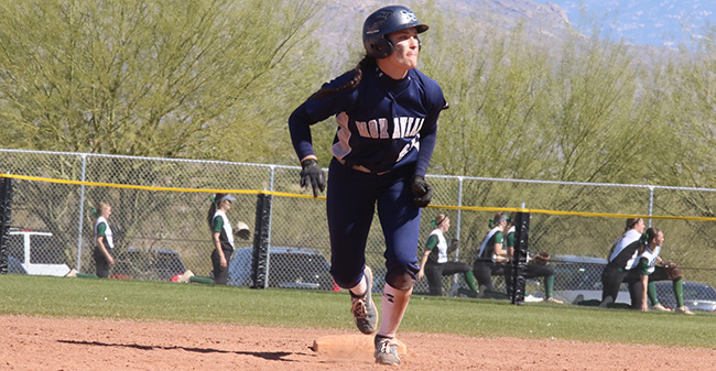 Brooke Wehr '21 leads away from second base during the NFCA Division III Leadoff Classic in Tucson, Arizona.
