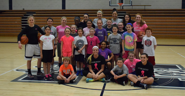 Hounds Host 2015 Pink Zone Clinic