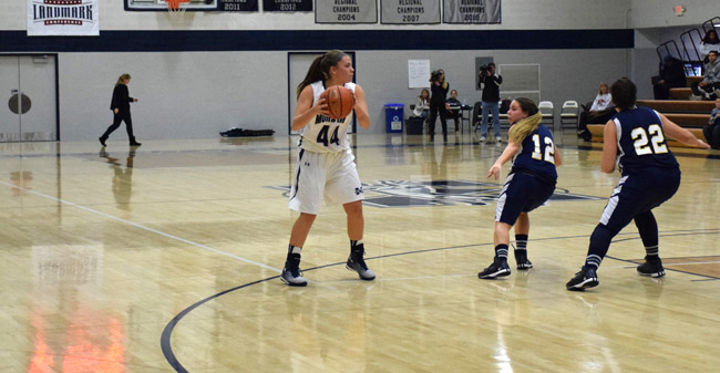 Hounds Hold Off Hartwick for 56-51 Win
