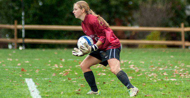 Goalkeepers Jacqueline Zalis (above) and Genevieve Chaleff combined on their fifth clean sheet of the 2013 season.