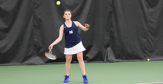 Lauren Steinert '20 returns a ball during singles action versus Bryn Mawr College at the Lewis Indoor Tennis Center at Lehigh University.