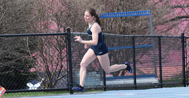 Cooper & Finnegan Lead Hounds at Lehigh Games