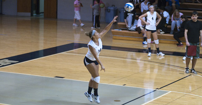 Volleyball Defeats Centenary College 3-1