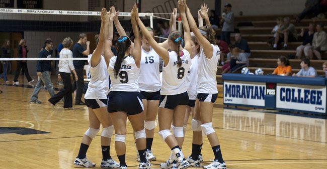 Volleyball Opens 2011 Season With a Win