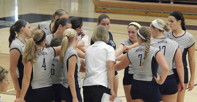 Volleyball Opens 2014 with Sweep of Alvernia