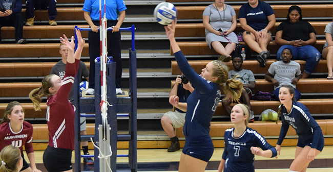 Hounds Sweep Two Matches at Knights Invitational