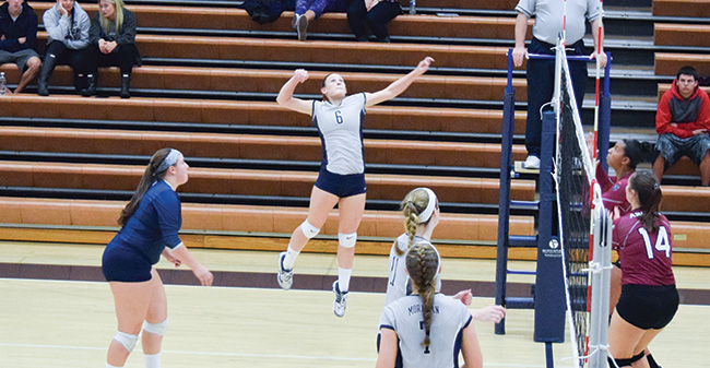 Greyhounds Rally in Final Set to Earn Non-Conference Win at Gwynedd-Mercy