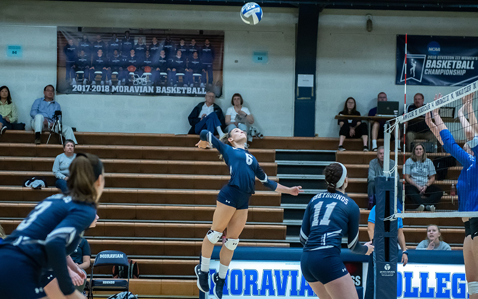 Senior Brooke Kusmider goes up for an attack attempt versus Franklin & Marshall College in Johnston Hall.