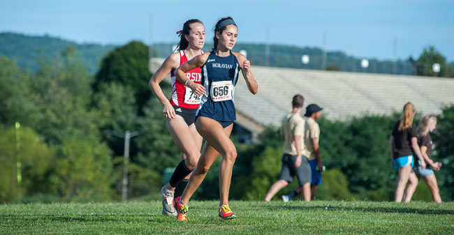 Women's Cross Country Looks to Finish Strong in Conference This Year