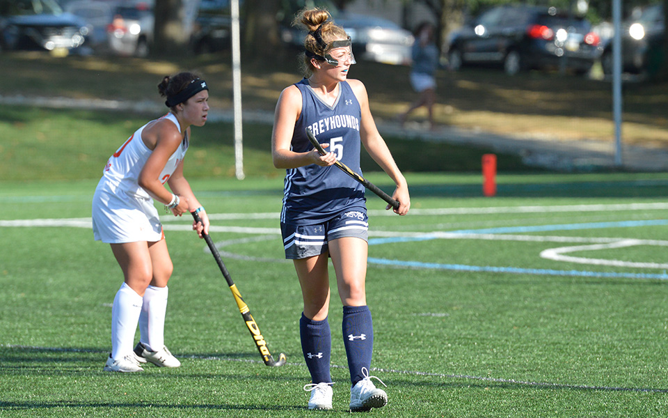 Emily Wells looks for the ball in the midfield versus William Paterson University on John Makuvek Field.