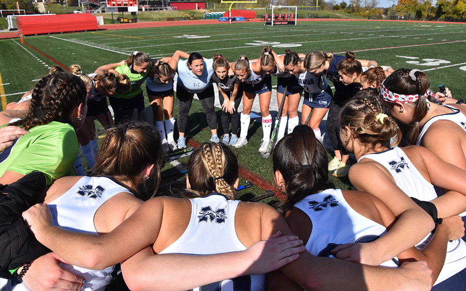 The Greyhounds get set to compete in the 2022 Landmark Conference Championship match at The Catholic University of America. Photo by Ava Edwards '22
