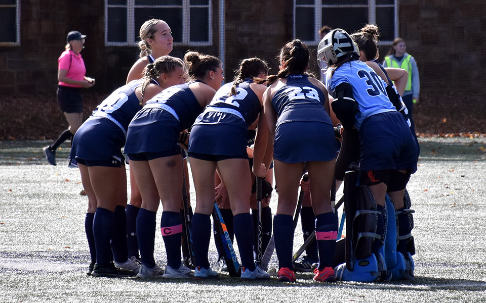 The Greyhounds huddle before a match versus Juniata College on John Makuvek Field this season. Photo by Roman Verdicchio '28