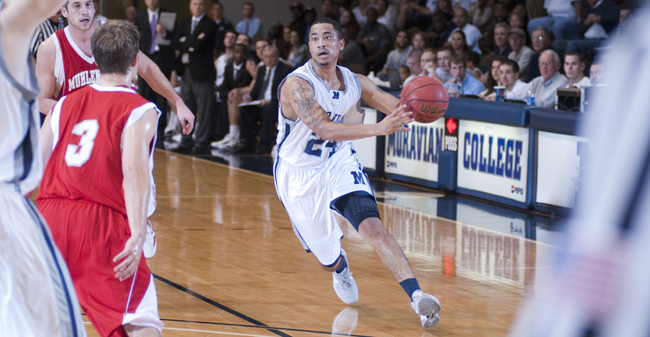 Men's Basketball Holds Off 2nd Half Rally to Defeat Goucher, 68-65