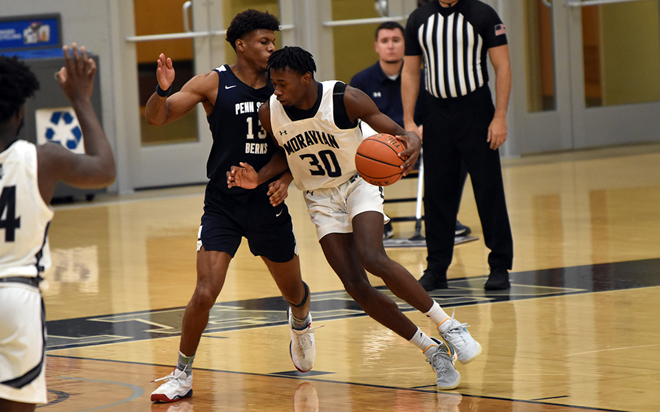 Sophomore forward Marquis Ratcliff makes a move to the basket in the second half versus Penn State Berks in Johnston Hall. Photo by Avery Saladino '24