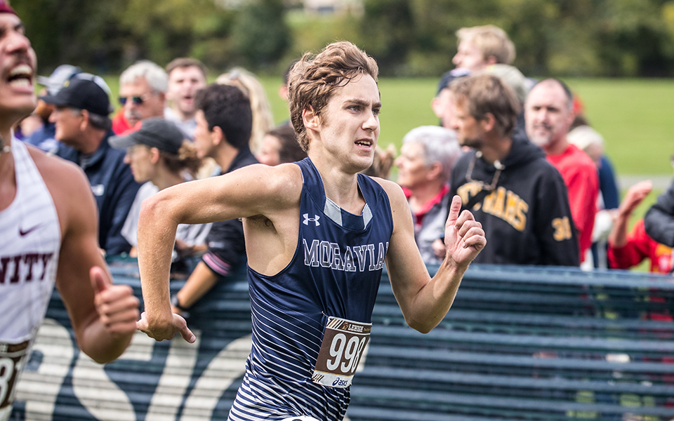 Sophomore Nathan Hajel comes towards the finish line in the Paul Short Run hosted by Lehigh University. Photo by Cosmic Fox Media / Matthew Levine '11