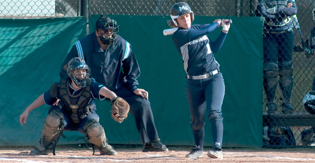 Softball Splits Doubleheader with DeSales