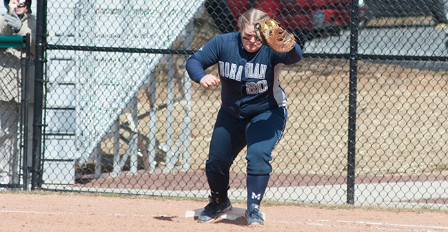 Softball Sweeps Centenary as Dizinno Breaks School Record for Putouts in a Career