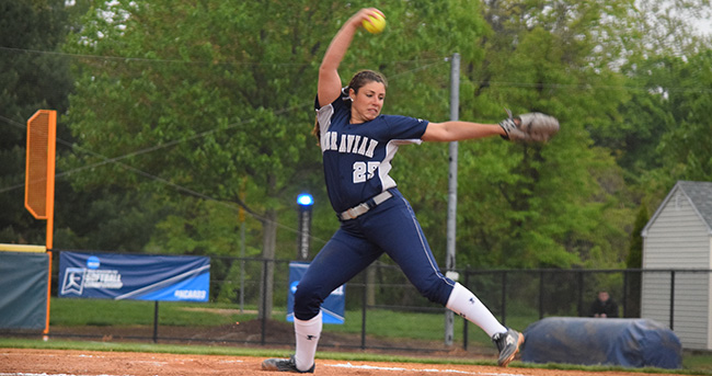 Josie Novak '18 delivers a pitch during a game versus Johnson & Wales (R.I.) University in NCAA DIII Ewing, N.J. Regional.
