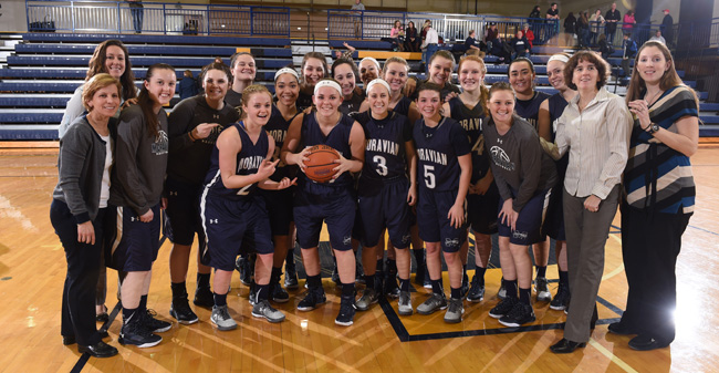 Marcks Joins 1,000-Point Club as Hounds Rally for 71-66 Win at Juniata