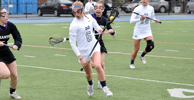 Balanced Scoring Attack Leads Hounds Past Delaware Valley