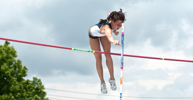 Senior Abby Schaffer Finishes as Runner-Up in Pole Vault at NCAA Championships