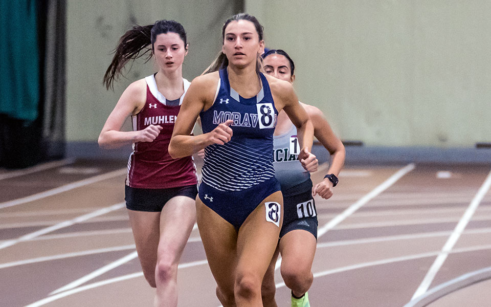 Junior Rachel Byrne competes in the Moravian Indoor Invitational at Lehigh University's Rauch Fieldhouse in January 2022. Photo by Cosmic Fox Media / Matthew Levine '11