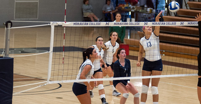 Volleyball Splits Two More Matches on 2nd Day of York Spartan Invite