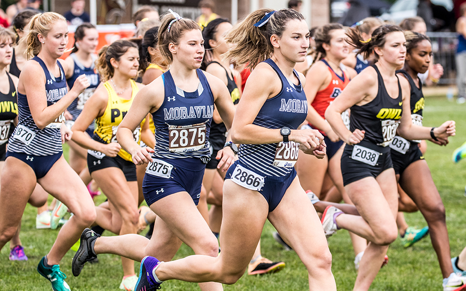 Rachel Byrne, Amber Poniktera and Catie Lovett head out at the start of the Paul Short Run hosted by Lehigh University earlier this season. Photo by Cosmic Fox Media / Matthew Levine '11