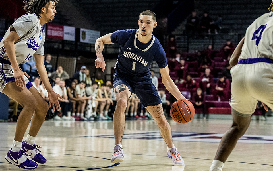 Junior guard/forward Michael Leonardo makes a move to the basket in the first half versus The University of Scranton at the Palestra. Photo by Cosmic Fox Media / Matthew Levine '11