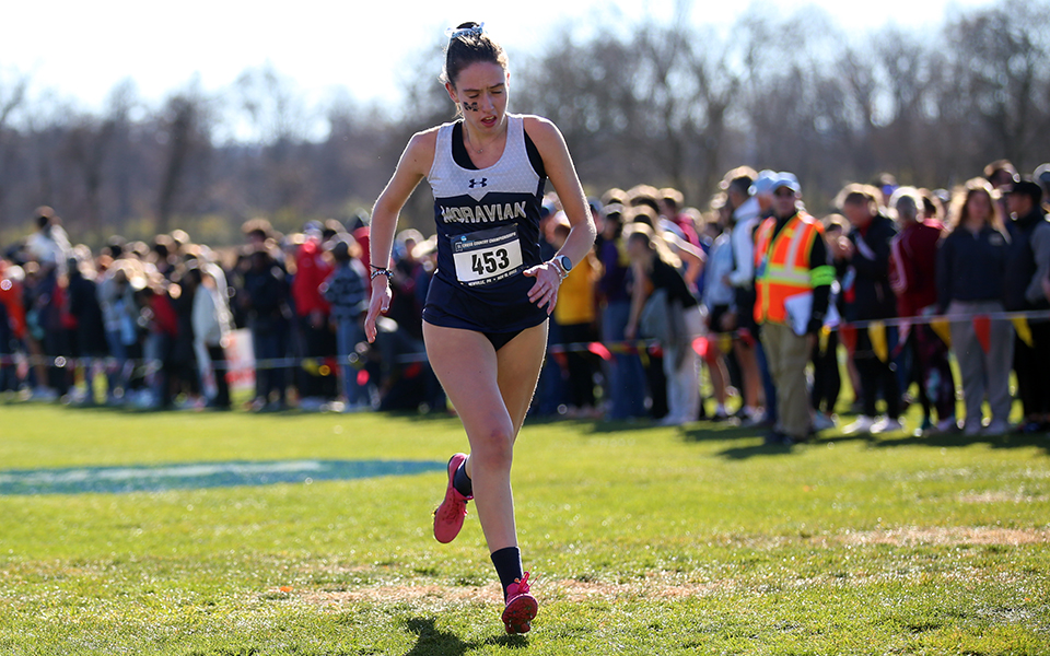 Junior Tara Smurla comes towards the finish line in the 2023 NCAA Division III Cross Country National Championships hosted by Dickinson College at Big Spring High School. Photo by D3photography.com